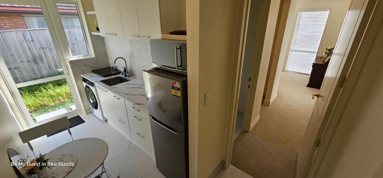 Be My Guest In Beachlands Auckland Exterior foto